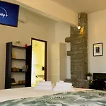 Апартаменты Beaches 1 Min Away - Free Wifi - Smart Tv - Ac